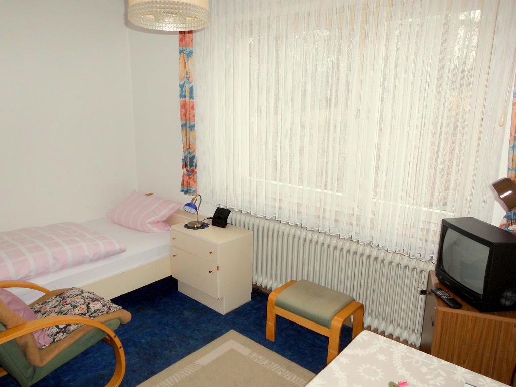 Hotel Haus Hellhohl Garni Брилон Номер фото